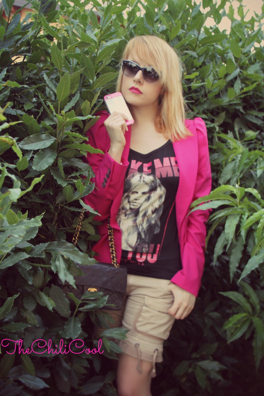alessia milanese, thechilicool, fashion blog, fashion blogger,casual con un twist rock e una tee firmata rum jungle, chanel 2.55 bag 