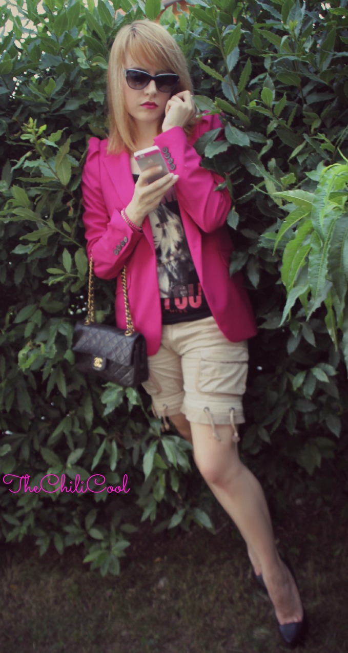 alessia milanese, thechilicool, fashion blog, fashion blogger,casual con un twist rock e una tee firmata rum jungle, chanel 2.55 bag