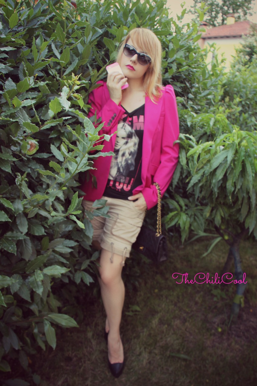 alessia milanese, thechilicool, fashion blog, fashion blogger,casual con un twist rock e una tee firmata rum jungle, chanel 2.55 bag