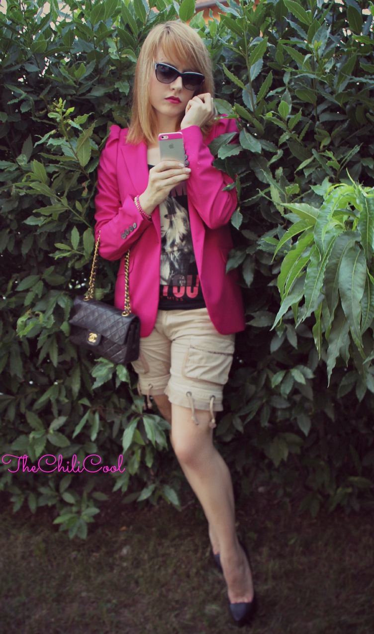 alessia milanese, thechilicool, fashion blog, fashion blogger,casual con un twist rock e una tee firmata rum jungle, chanel 2.55 bag