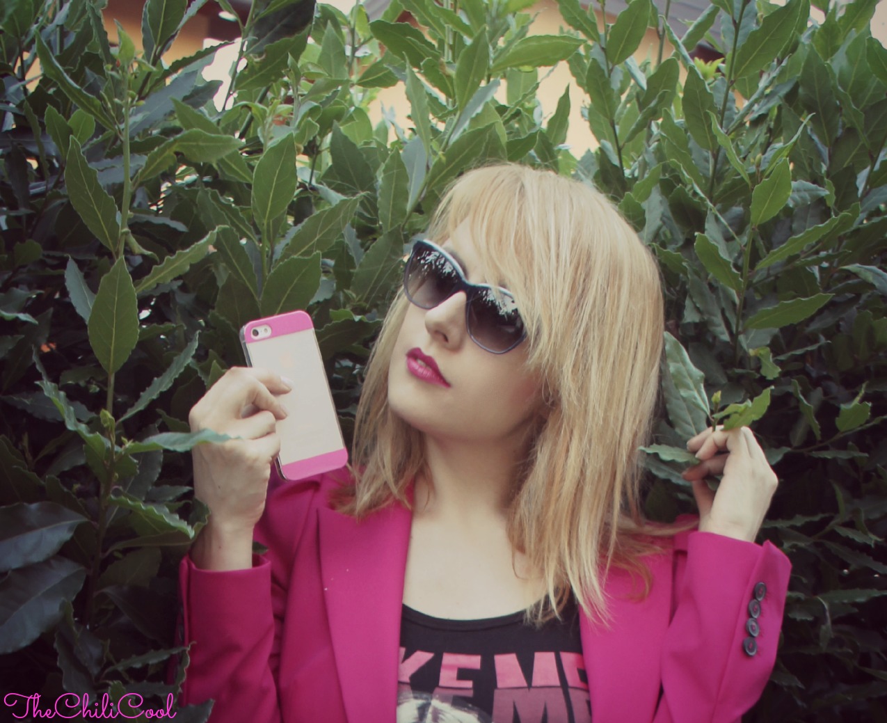 alessia milanese, thechilicool, fashion blog, fashion blogger,casual con un twist rock e una tee firmata rum jungle, chanel 2.55 bag