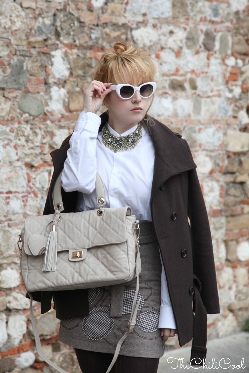Ladylike con gonna a vita alta e calze pesanti, alessia milanese, thechilicool, fashion blog, fashion blogger Ladylike con gonna a vita alta e calze pesanti, alessia milanese, thechilicool, fashion blog, fashion blogger