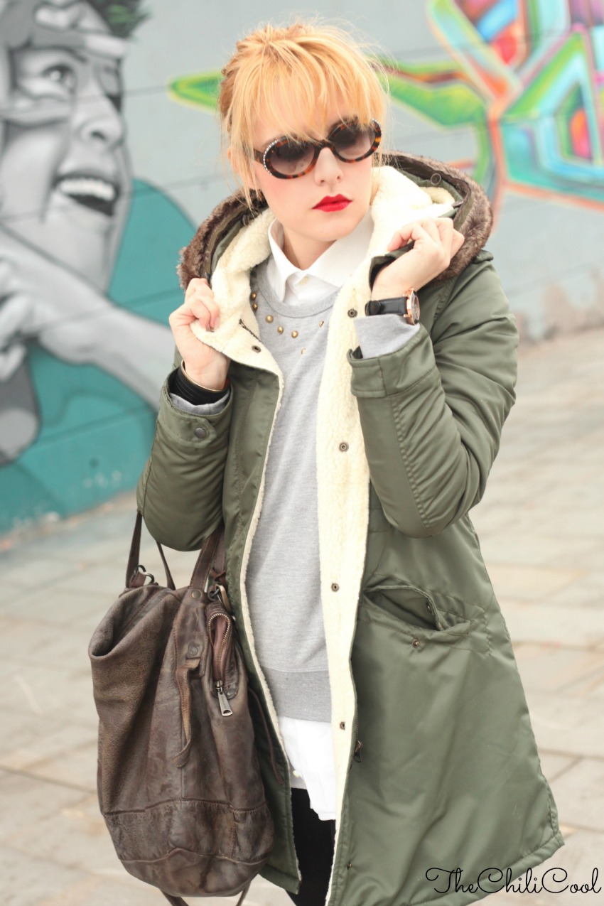  outfit per i giorni di pioggia parka e anfibi con dettagli dorati, alessia milanese, thechilicool, fashion blog, fashion blogger 