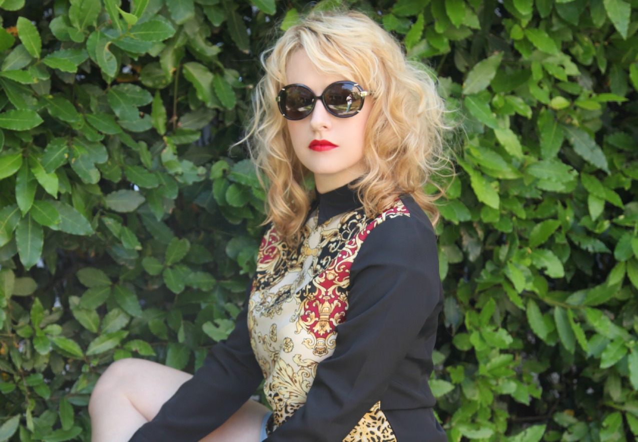 Una blusa preziosa e denim shorts - Easy look del Venerdì, alessia milanese, thechilicool, fashion blog, fashion blogger