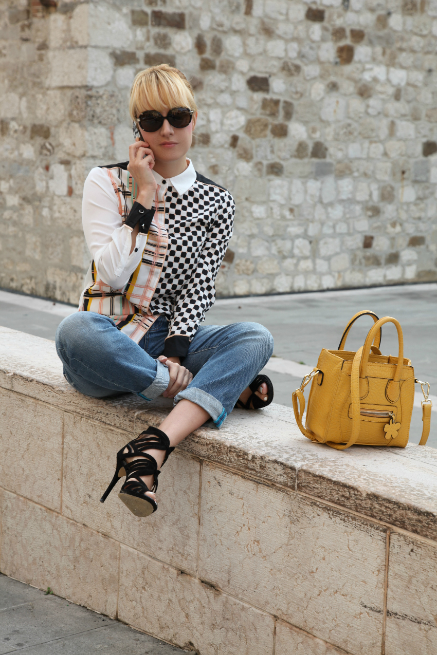 Thechilicool - Blusa a fantasia + boyfriend jeans – casual friday