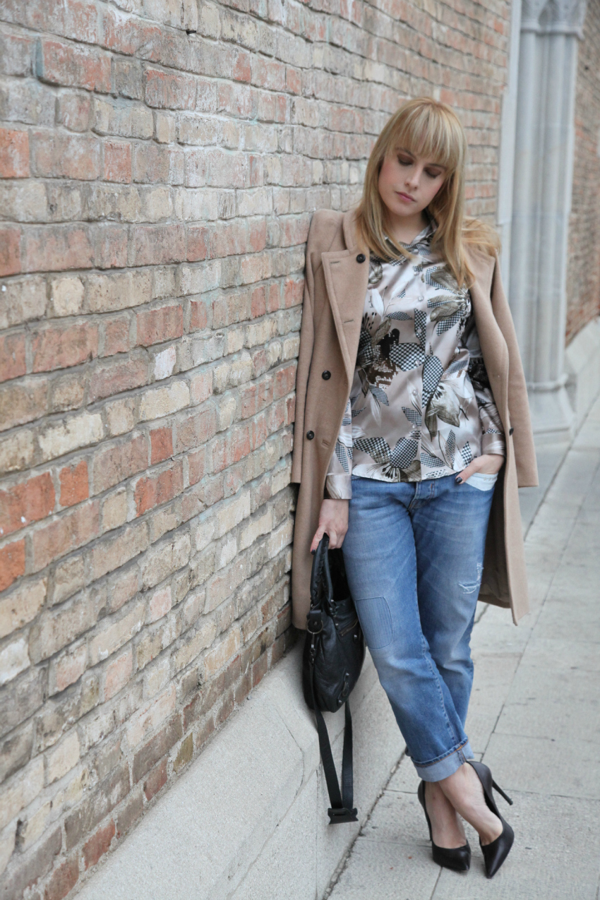 Un cappotto color cammello e frammenti di vita, alessia milanese, thechilicool, fashion blog, fashion blogger, balenciaga bag
