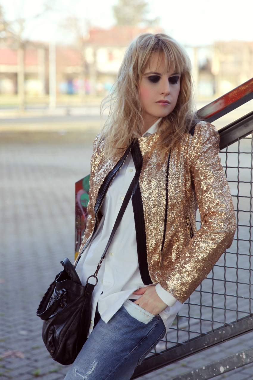 E' martedì... e piovono glitter, alessia milanese, thechilicool, fashion blog, fashion blogger, balenciaga bag
