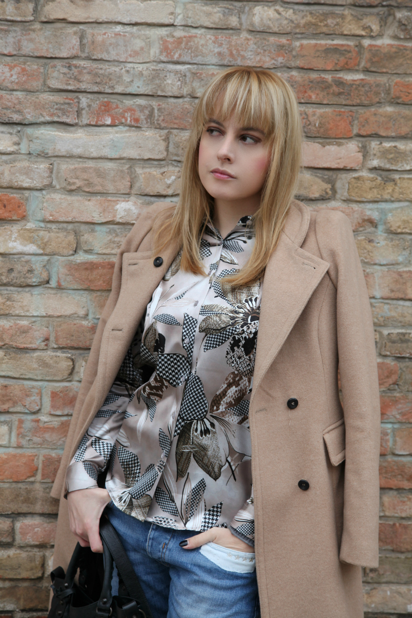 Un cappotto color cammello e frammenti di vita, alessia milanese, thechilicool, fashion blog, fashion blogger, balenciaga bag