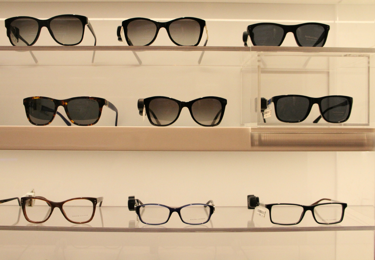Esplosione di materiali e colori: viaggio attraverso la collezione sunglasses di Salmoiraghi & Vigano, alessia milanese, thechilicool, fashion blog, fashion blogger