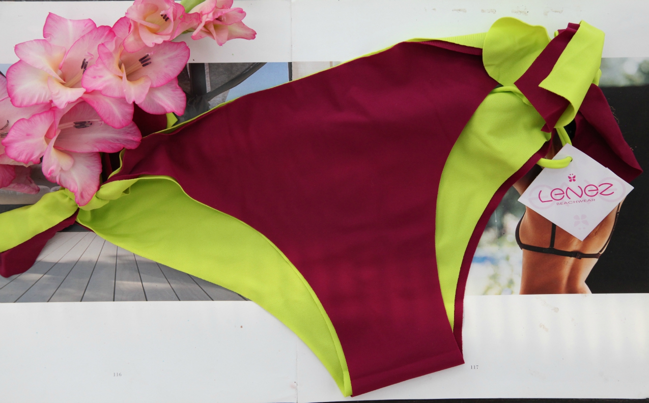 Esterno giorno. Estate, bikini e le note di una canzone., alessia milanese, thechilicool, fashion blog, fashion blogger, lenze beachwear, aiino, pq by ron arad