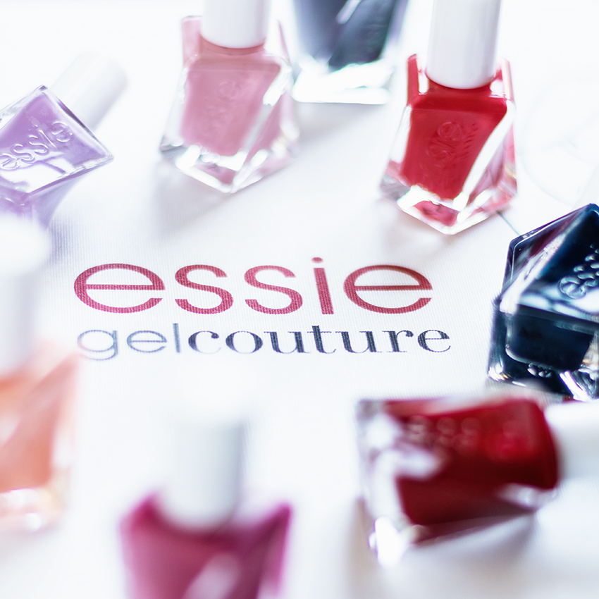 Essie Gel Couture: smalti belli da far girare la testa!, alessia milanese, thechilicool, fashion blog, fashion blogger 